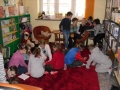 Zajęcia edukacyjne w bibliotece w Hermanowej